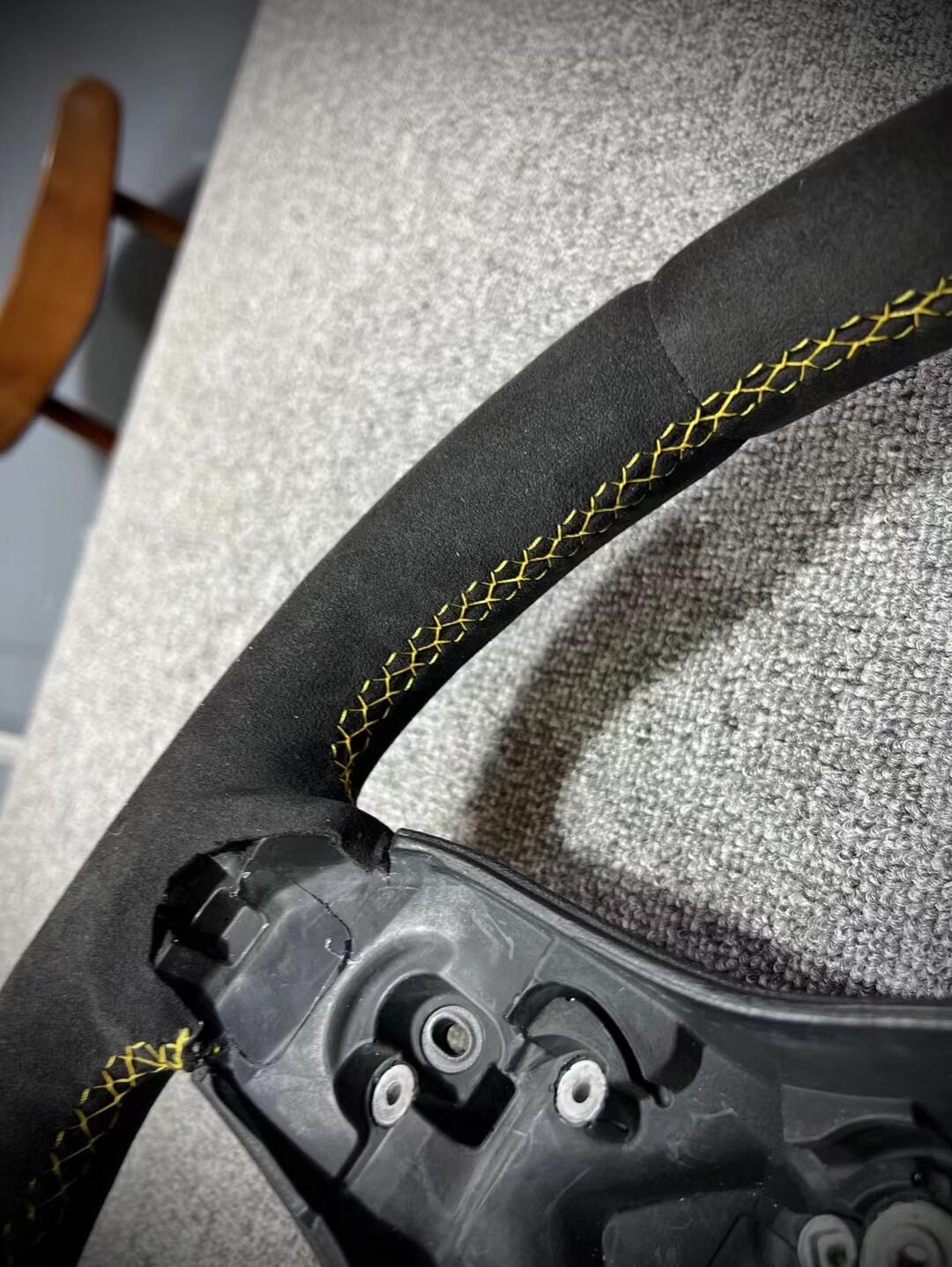 Mercedes-Benz AMG 809 Custom Racing Steering Wheel – Alcantara, Yellow Stitching | Fits AMG 35/43/45/53/63