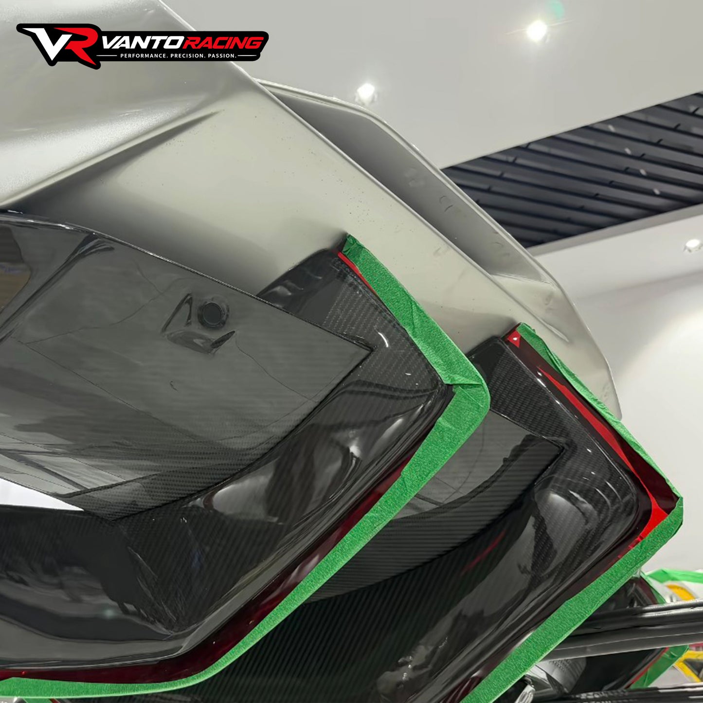 ชุดแต่ง Lamborghini Revuelto Style-D Dry Carbon Fiber | ตรงรุ่น OEM 1:1