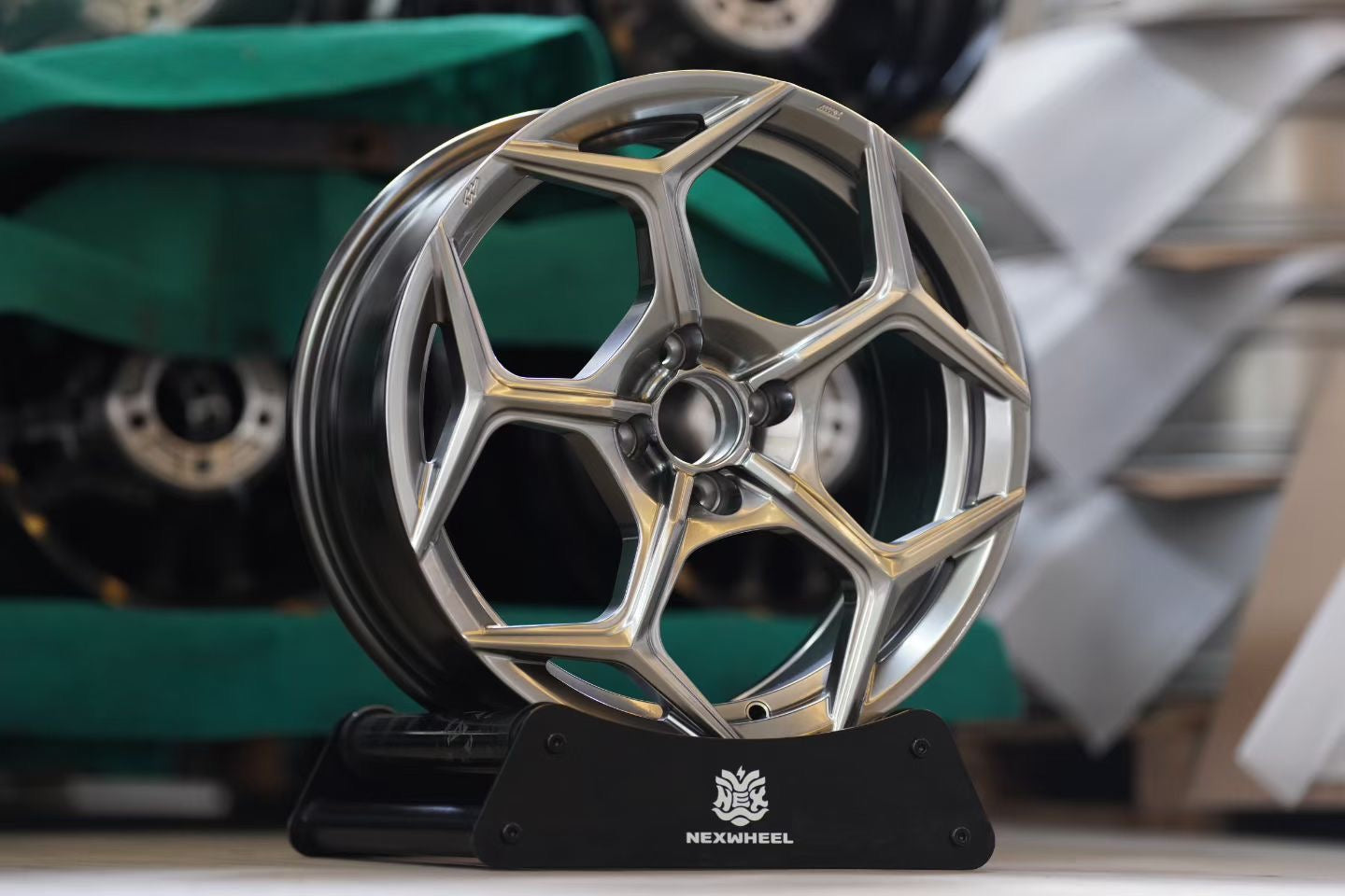 Custom Forged Aluminum Wheels – 18 to 24 Inch, Any Vehicle