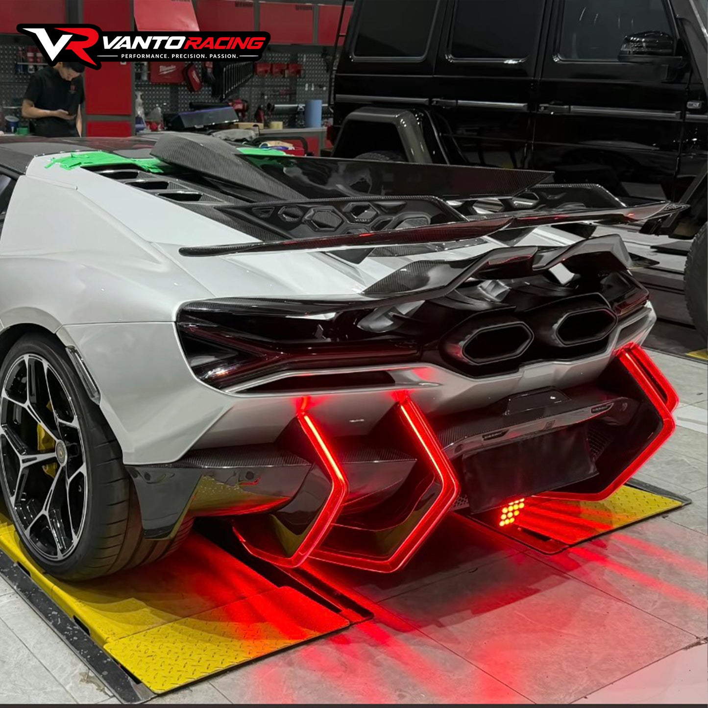 ชุดแต่ง Lamborghini Revuelto Style-D Dry Carbon Fiber | ตรงรุ่น OEM 1:1
