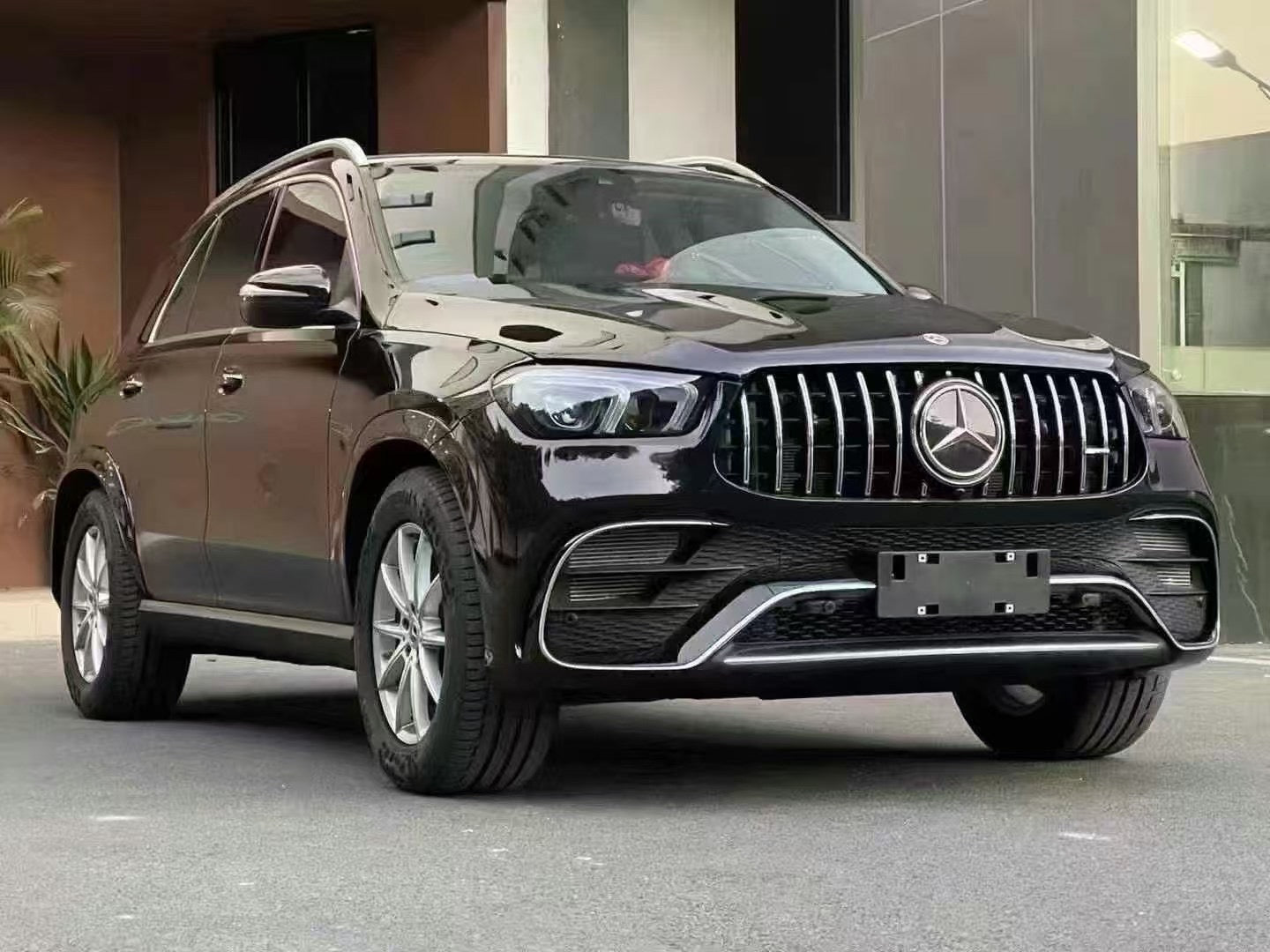 Peningkatan Mercedes-Benz GLE 167 kepada Kit Pemasangan Bampar Hadapan & Gril GLE63