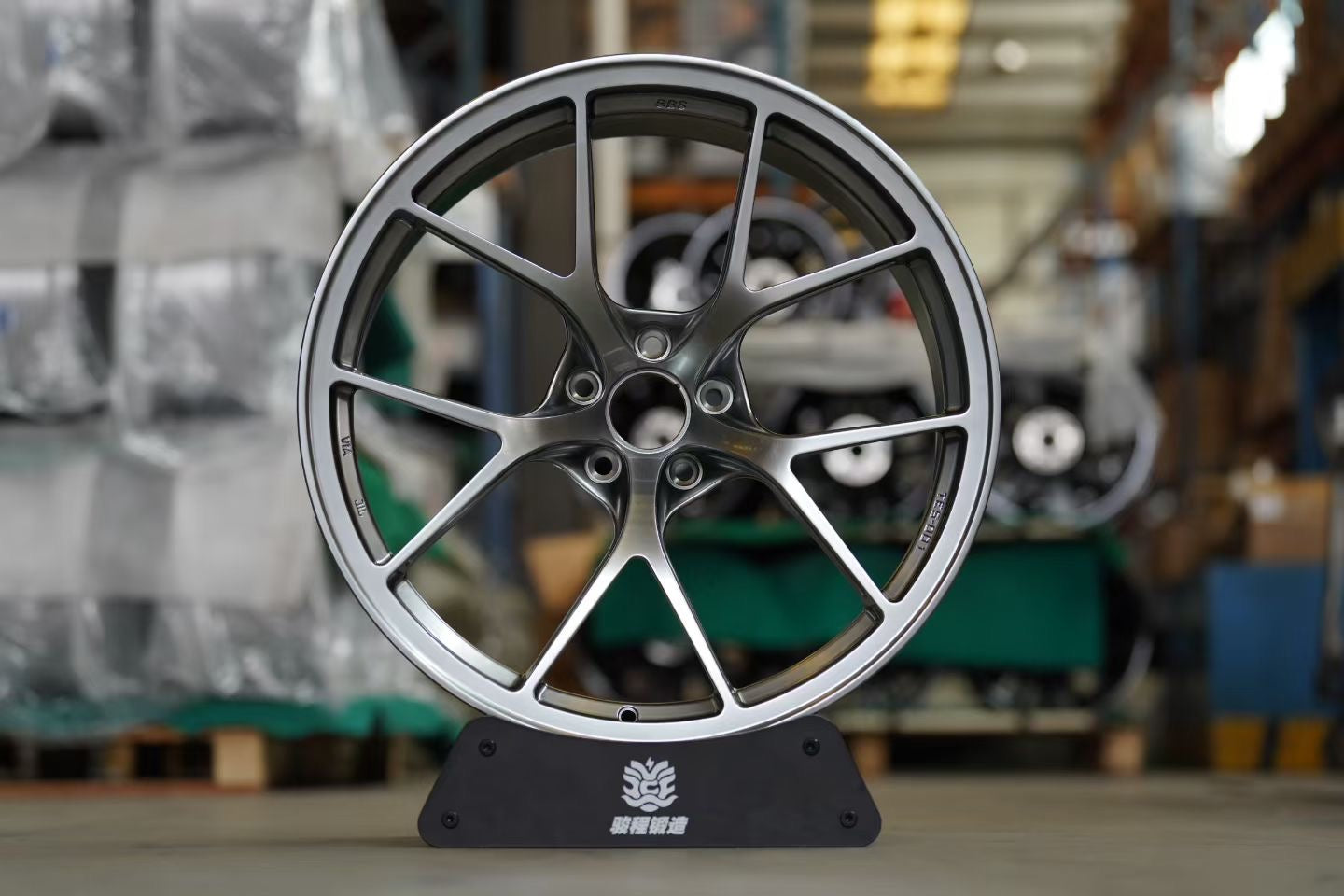 Custom Forged Aluminum Wheels – 18 to 24 Inch, Any Vehicle