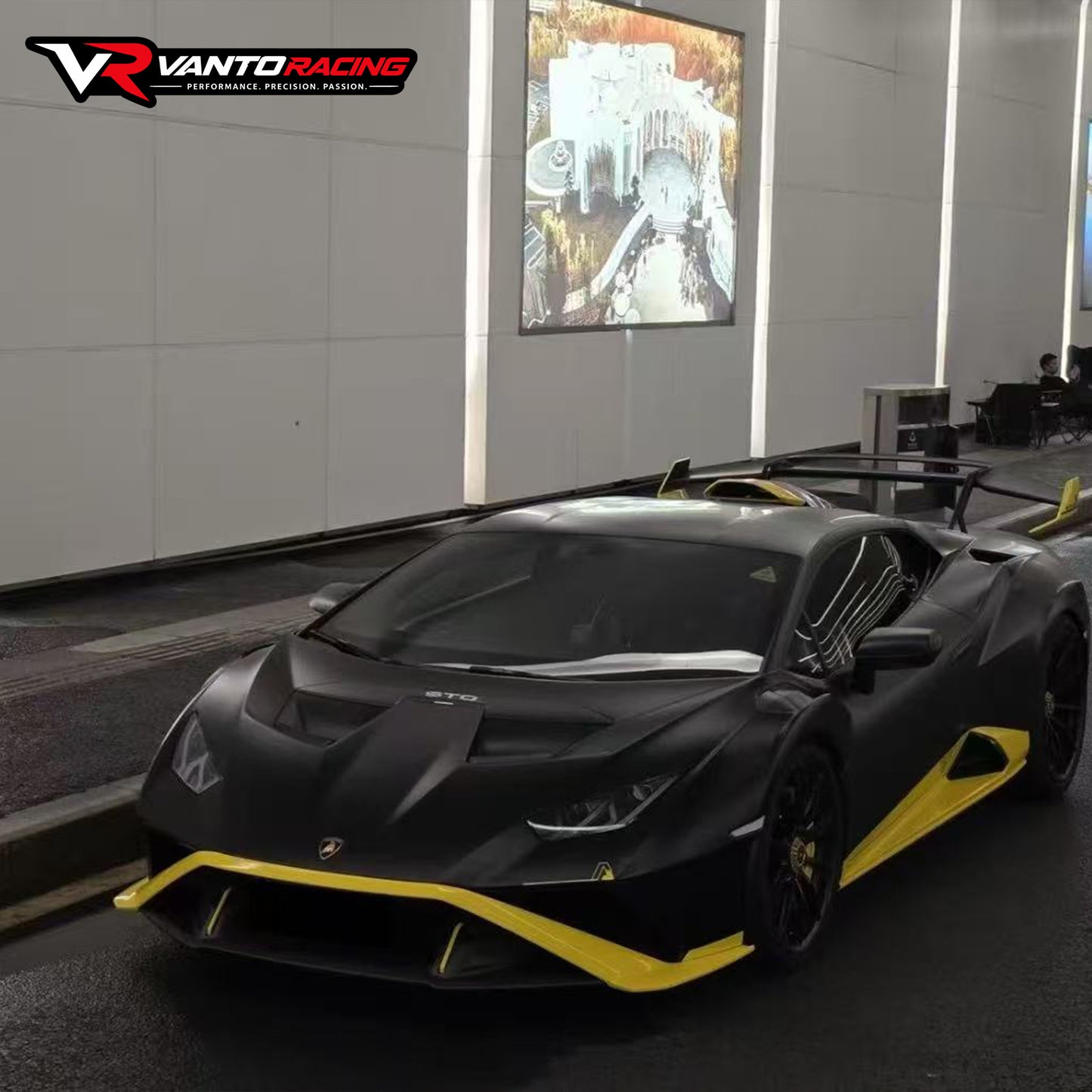 ปีกหลังขนาดใหญ่ Lamborghini STO คาร์บอนไฟเบอร์แบบแห้ง