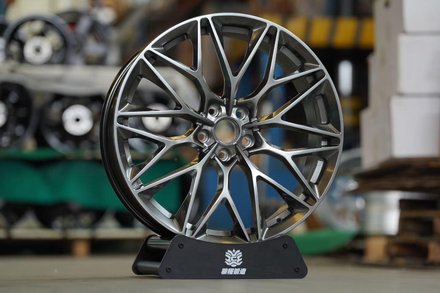 Custom Forged Aluminum Wheels – 18 to 24 Inch, Any Vehicle