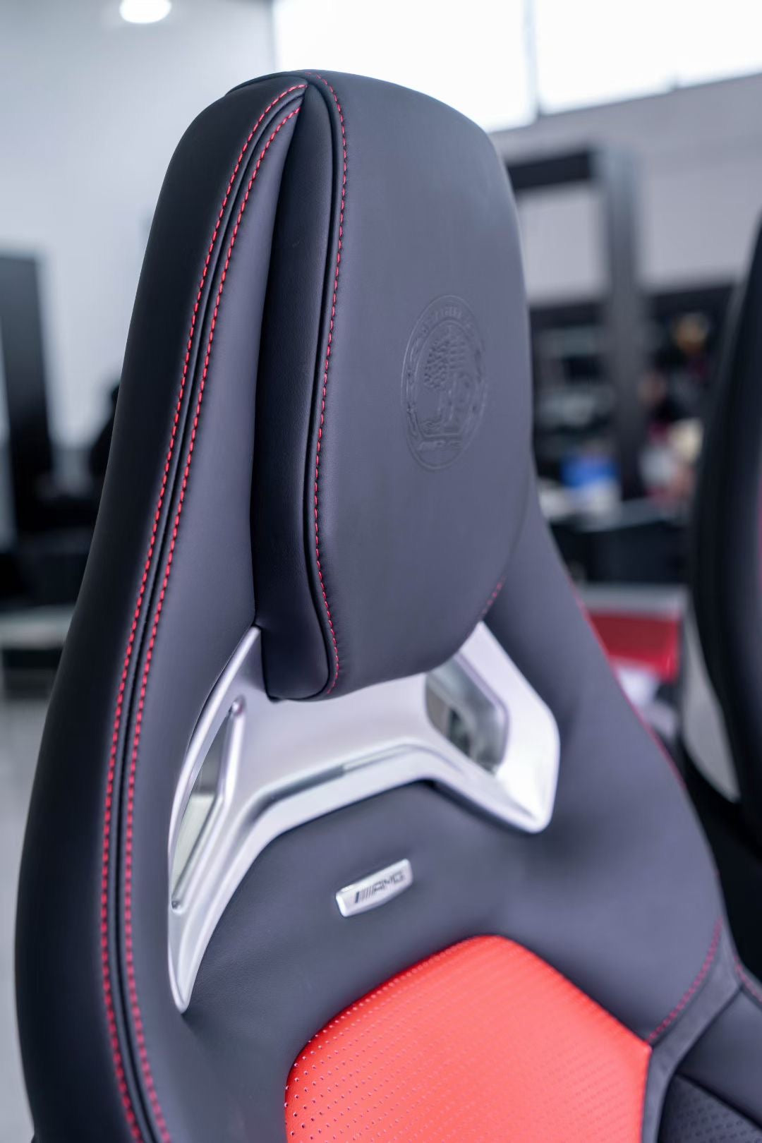 Mercedes-Benz AMG Racing Bucket Seat – Fits 2015+ Models, Custom Options Available