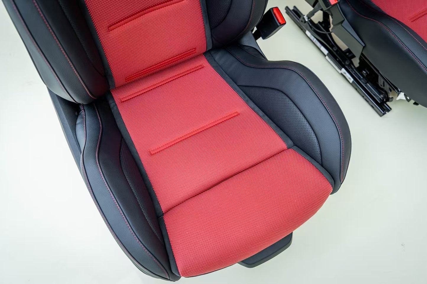 Mercedes-Benz AMG Racing Bucket Seat – Fits 2015+ Models, Custom Options Available