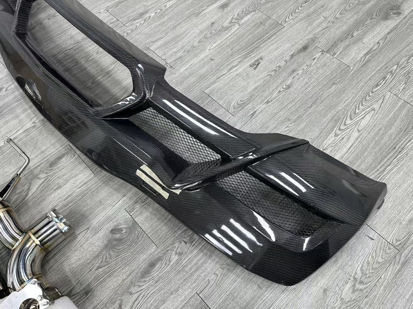 Chevrolet Corvette C8 Z06-Style Carbon Fiber Rear Diffuser & Quad Center-Exit Exhaust