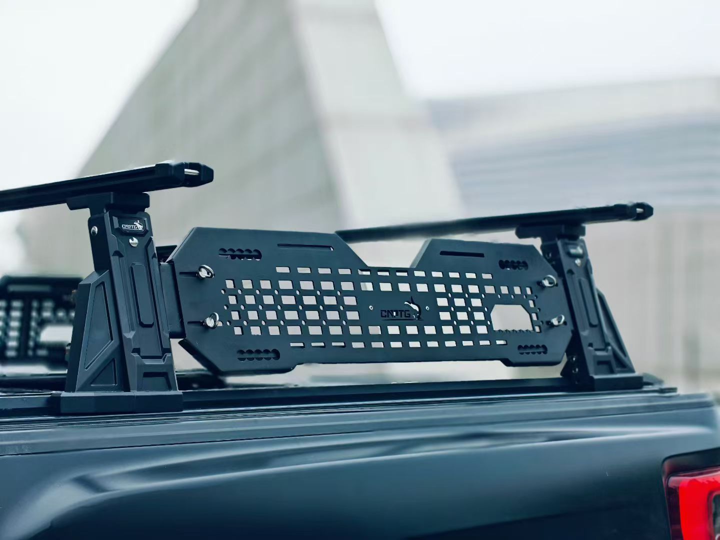 Pickup Truck Aluminum Tonneau Cover | Hard Lid & Hydraulic Flat Cap with Roof Rack Options