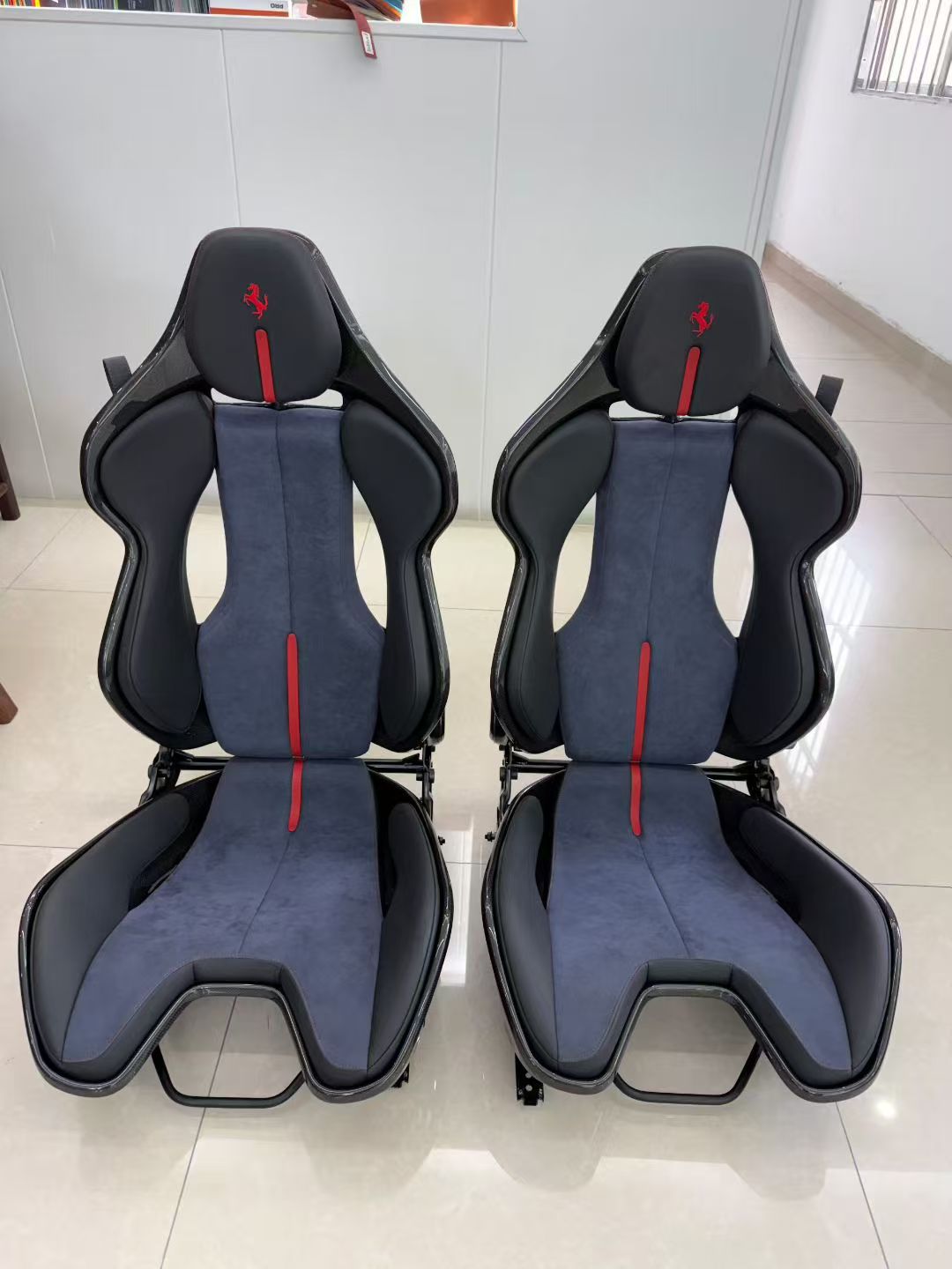 Lightweight Dry Carbon Fiber Racing Seat | Universal Fit & Ferrari Dedicated Models