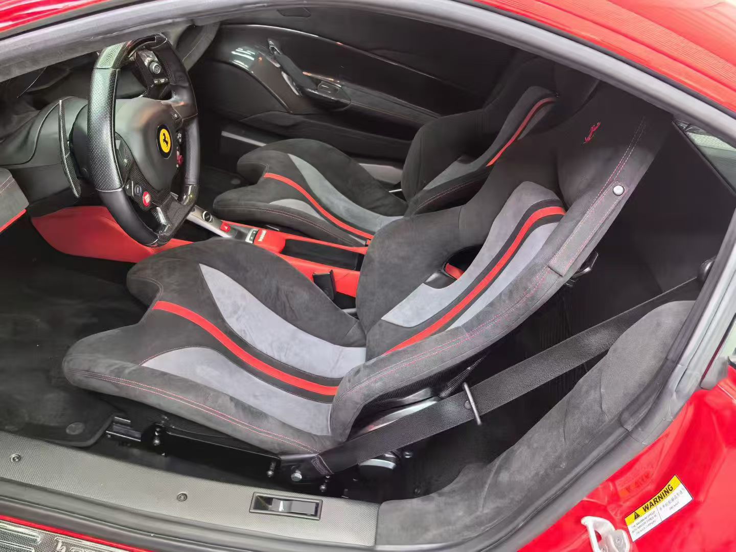 Lightweight Dry Carbon Fiber Racing Seat | Universal Fit & Ferrari Dedicated Models