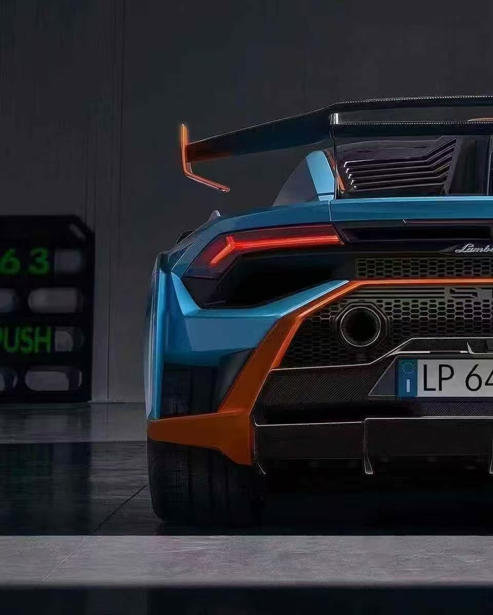 Lamborghini STO Dry Carbon Fiber Large Rear Wing
