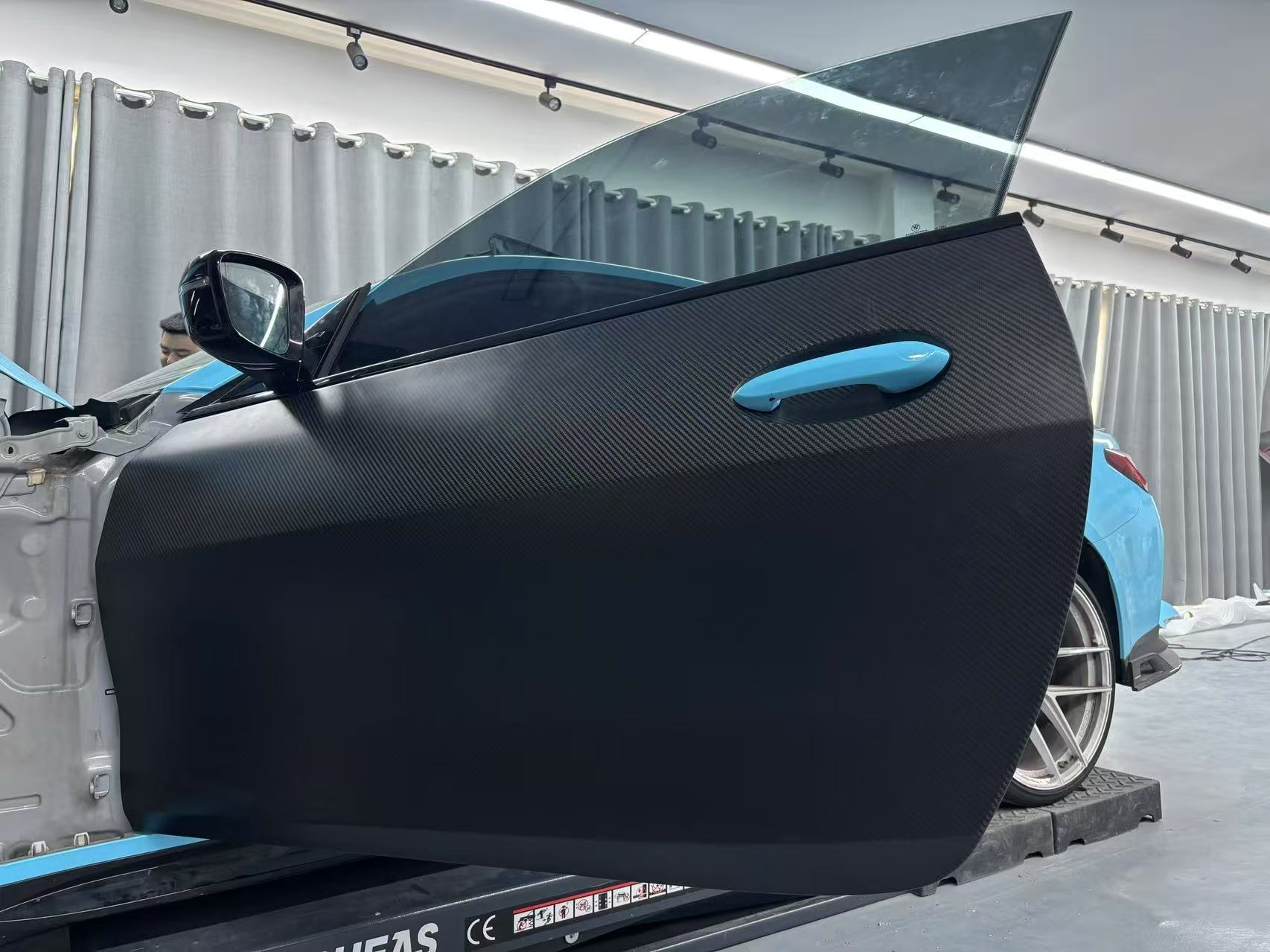 BMW G82 M4 Lightweight Dry Carbon Fiber Door