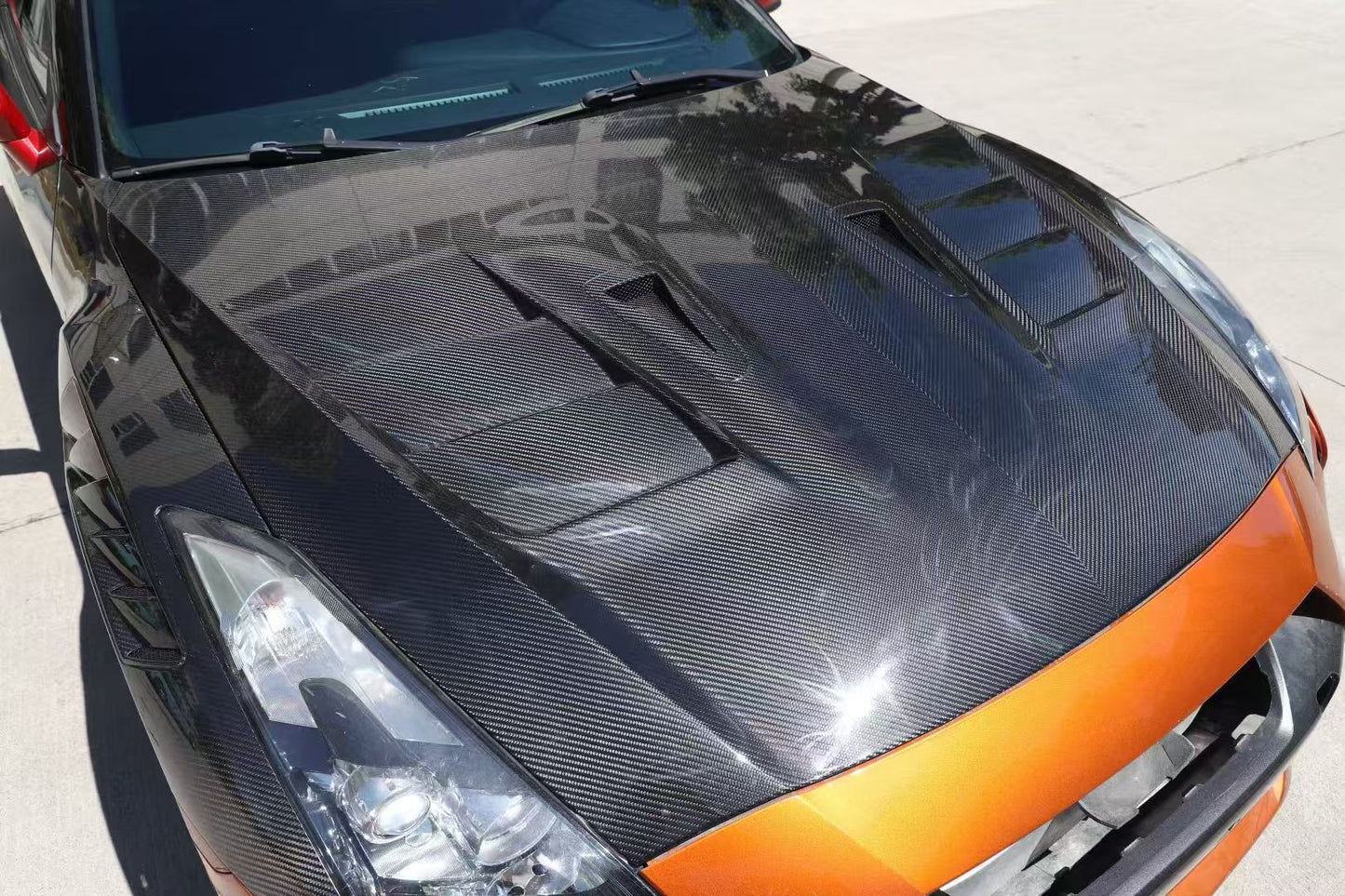 Nissan GT-R R35 Dry Carbon Fiber Body Kit – Doors, Hood, Fenders & Mirror Caps