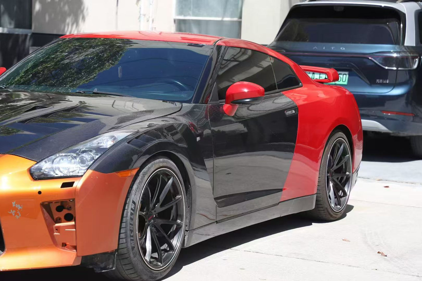 Nissan GT-R R35 Dry Carbon Fiber Body Kit – Doors, Hood, Fenders & Mirror Caps
