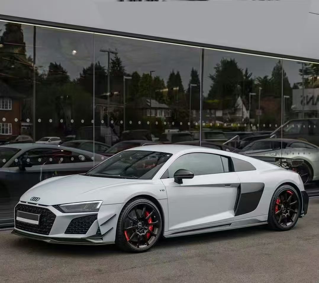 Audi R8 Body Kit – Front Lip, Side Skirts, Rear Diffuser, Spoiler & Wind Blades